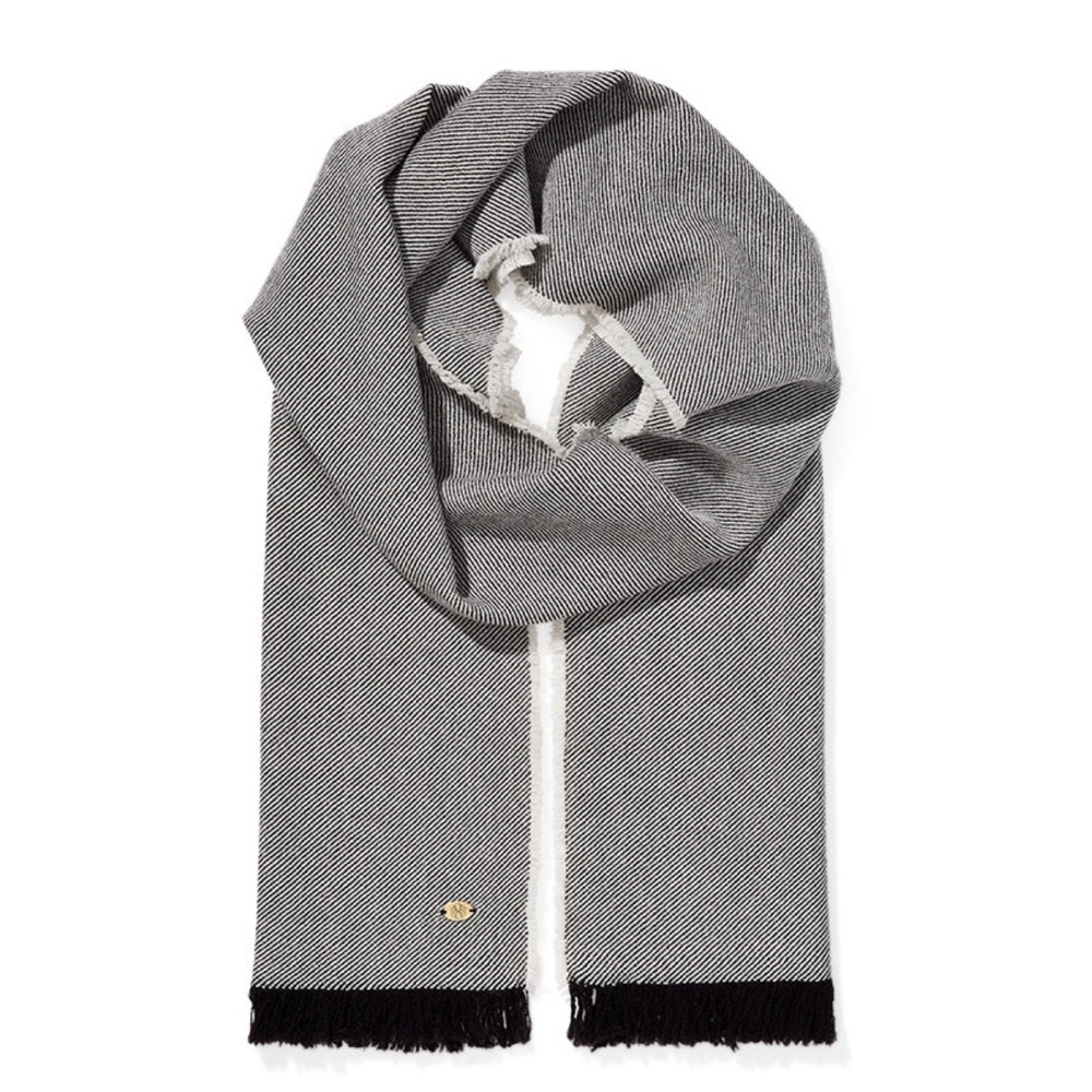 10 Items for $20: Alex and Ani Black Gray Scarf